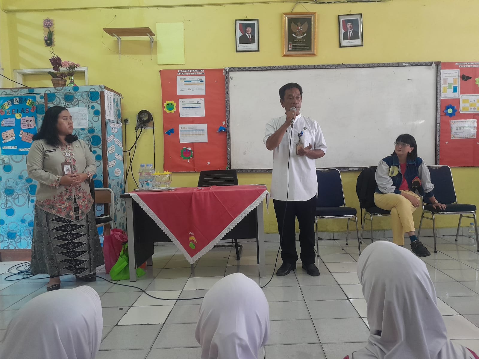 Roadshow Workshop Membaca Di SDN Kelapa Dua Wetan 06